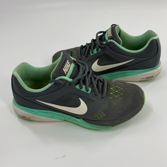 Nike Tri-Fusion Women’s Running Shoe Grey and Green Y2K - Picture 8 of 9